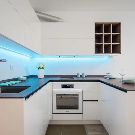 Apartamento Comfort Court - Free Parking, Balcony Budapest