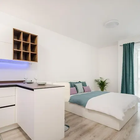 Comfort Court - Free Parking, Ac *